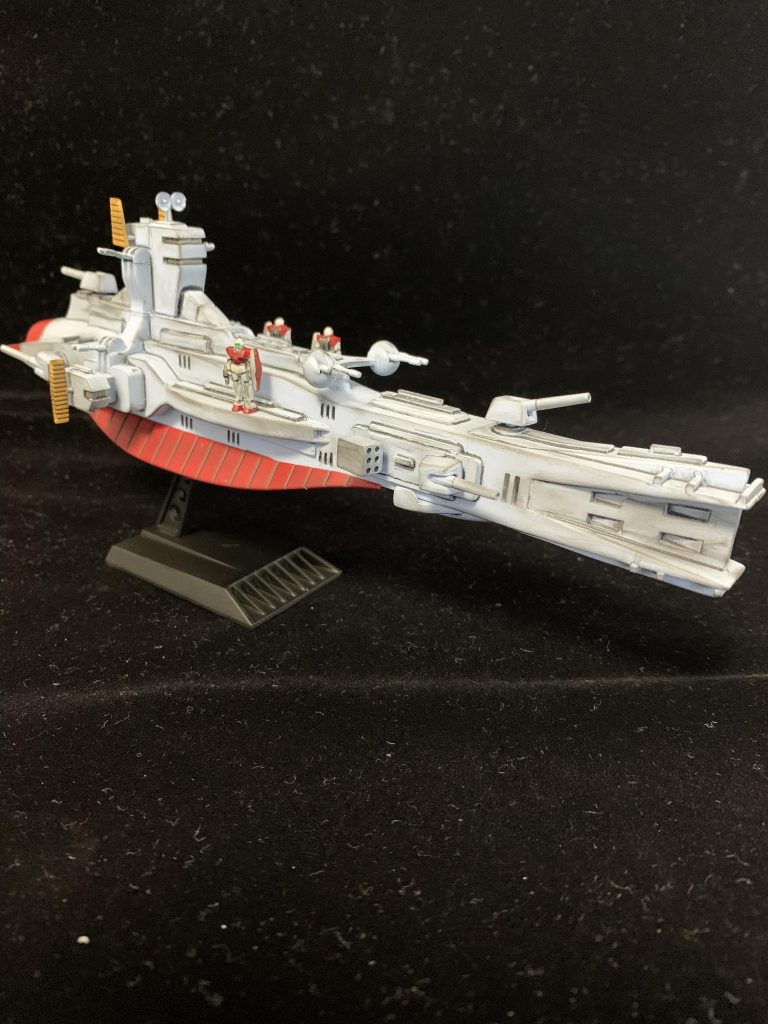 船体はエアブラシで塗装、それ以外は筆で手塗りしてます。