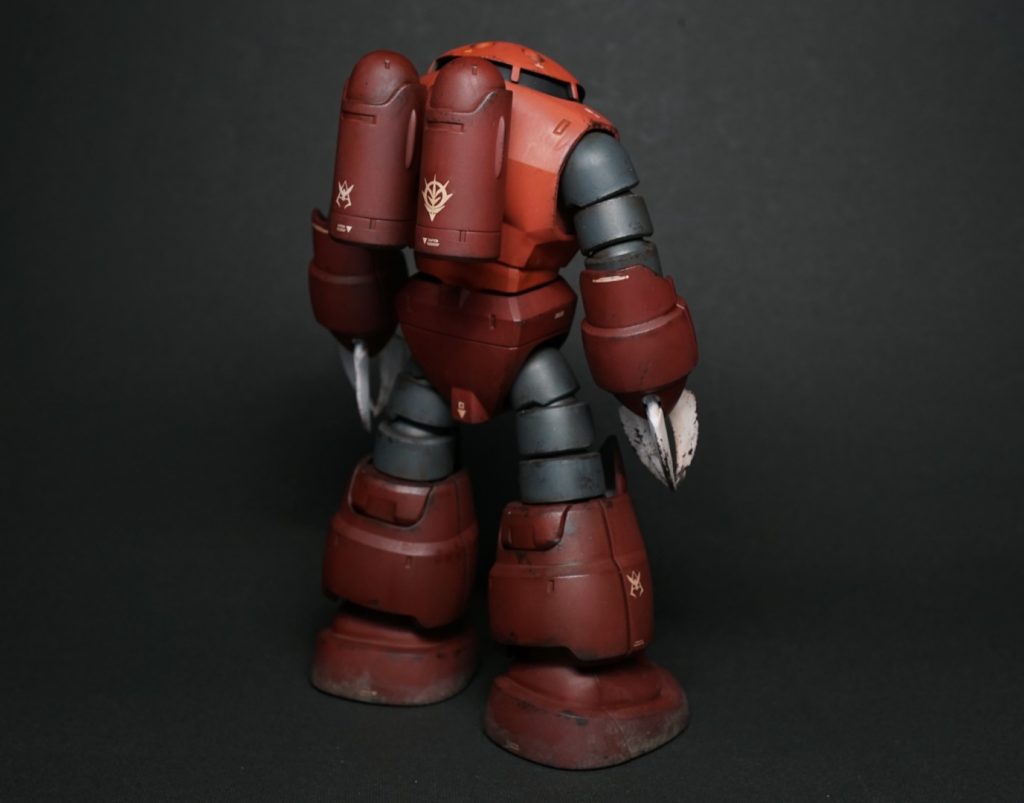 デカールはガンダムデカールのジオン軍用とRGインパルス用の余りを使いました。