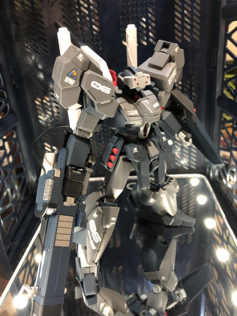 ジェガン.パワード–4枚目/制作者：真樹京介