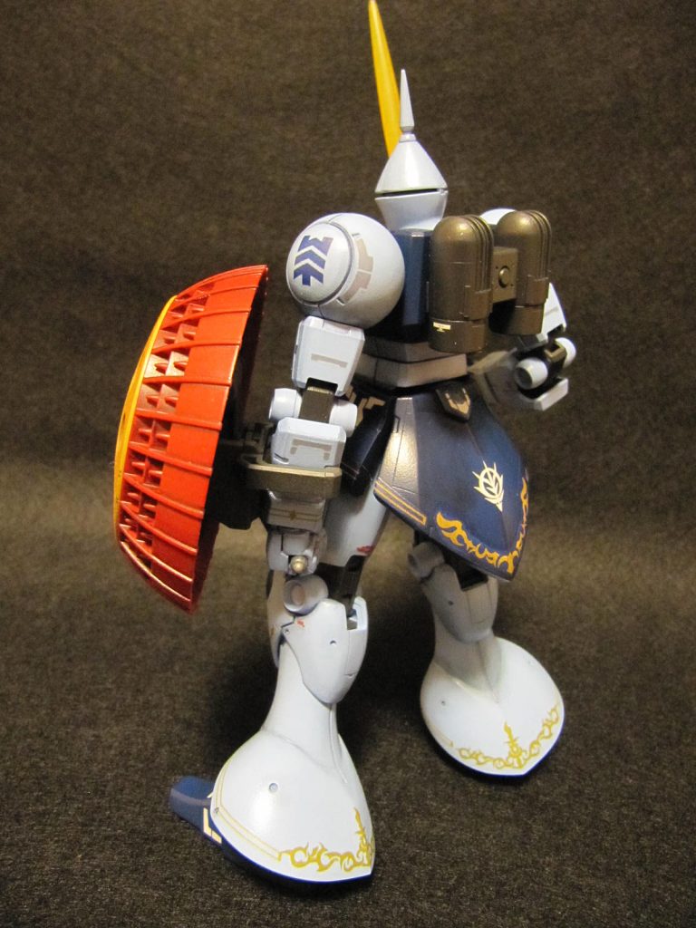 塗装はタミヤアクリルをイージーペインターで吹きました。本当にめちゃくちゃ簡単、後片付けも水でできるので楽チンです。ウェザリングはリアルタッチマーカーを使いました。仕上げはつや消しトップコートです。