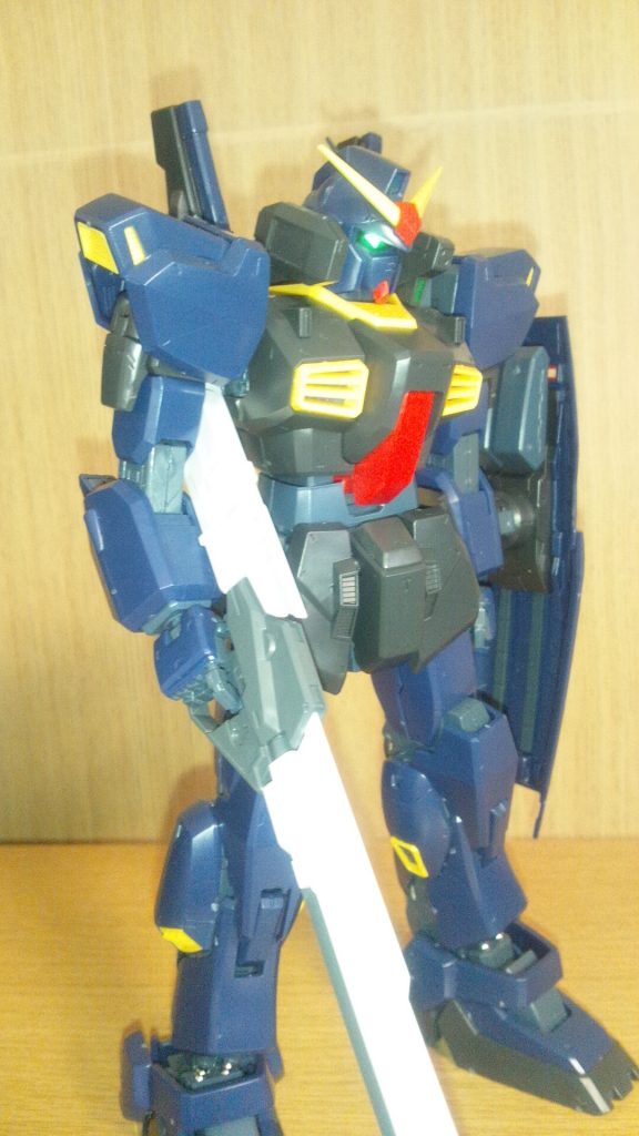 ロングブレードライフル装備ちなみに、このロングブレードライフルはHGギャプラン　フライルーに付属の物です♪