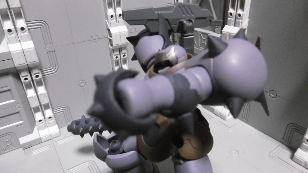 すかさずパンチ！