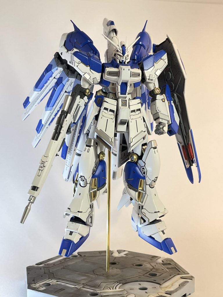 全塗装後デカール無し台座が未完成で綺麗じゃない笑