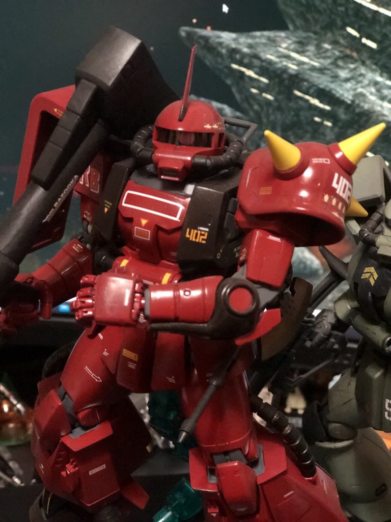 アップです宇宙での汚れは擦り切れと煤位なのか?と思いどちらかと言えば汚さず光沢強くしてます。