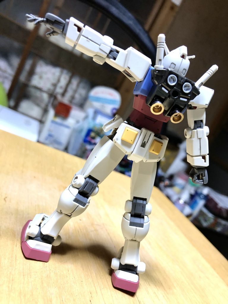 後ろ姿も良いですね。補強したバーニアもちゃんと仕事してます。