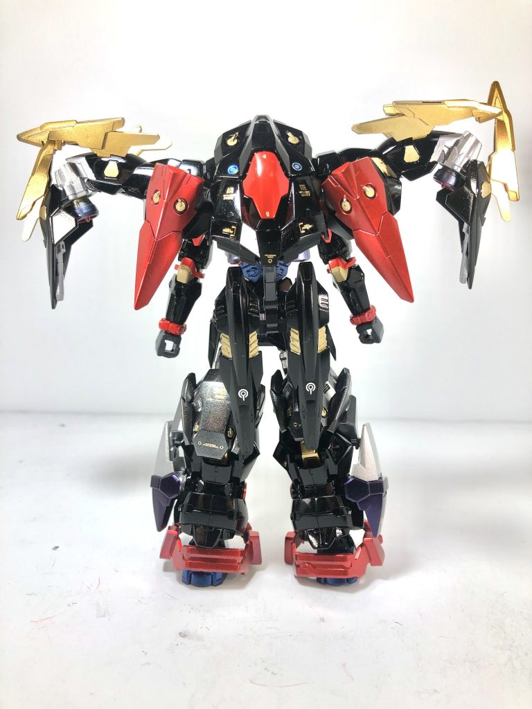 MS形態リア側です。塗り分けとか上手くできてよかったです。