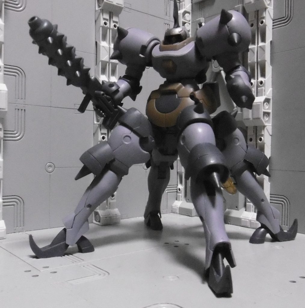 おまけ１細胞分裂ではなく、脚部をブルートの四脚に差し替えたのみ。右肩ライフルを付けるの忘れたまま撮ってますが、実際には装備。背面に何か生えているのは気のせいです。