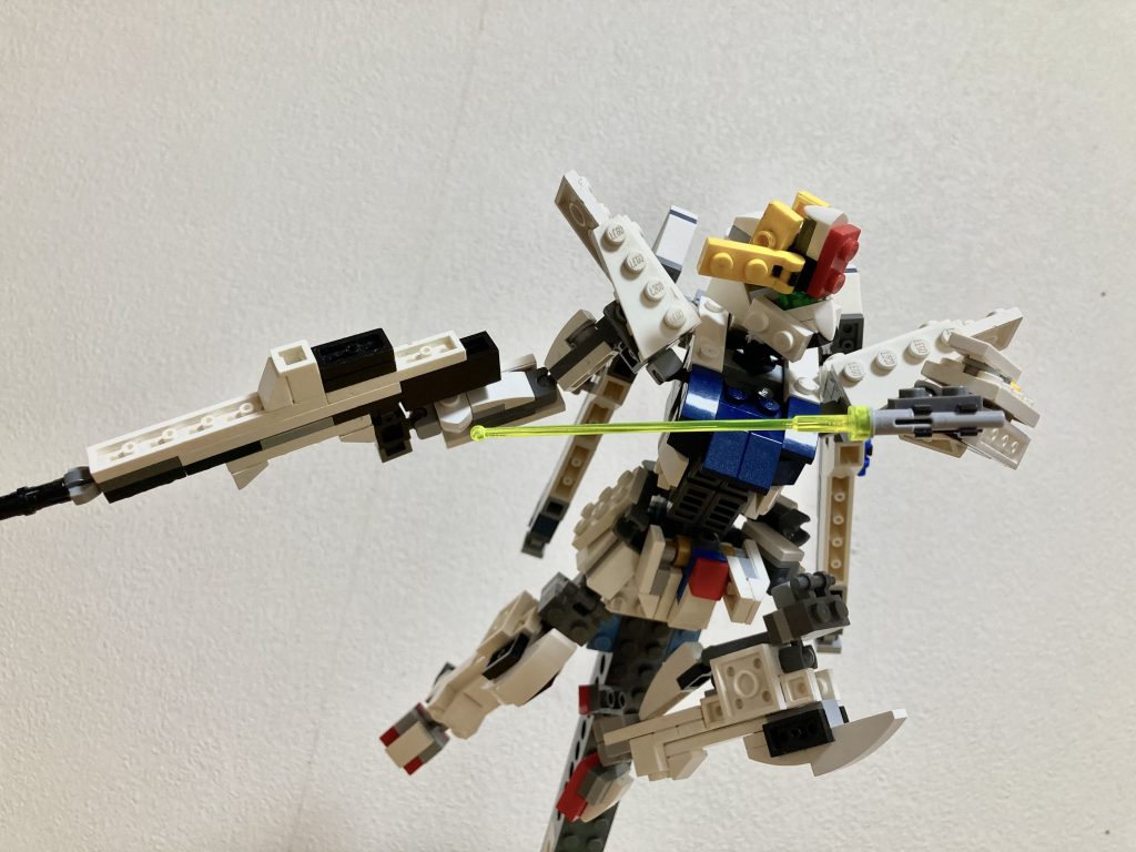 ビームサーベルちょっと短いです。