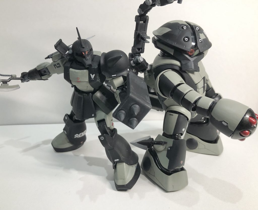 小隊でパシャ。2機とも接近戦仕様！連携とかないんか！