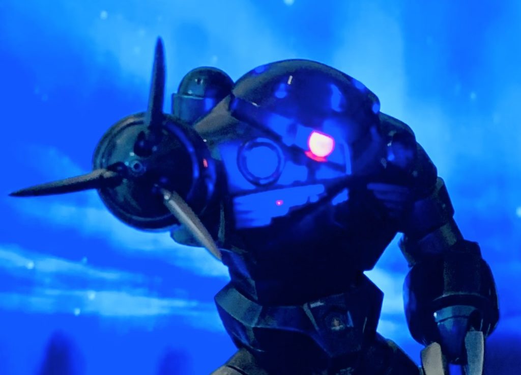 ジオラマを作る技術はないので、スマホのアプリで水中風にして遊んでいます。