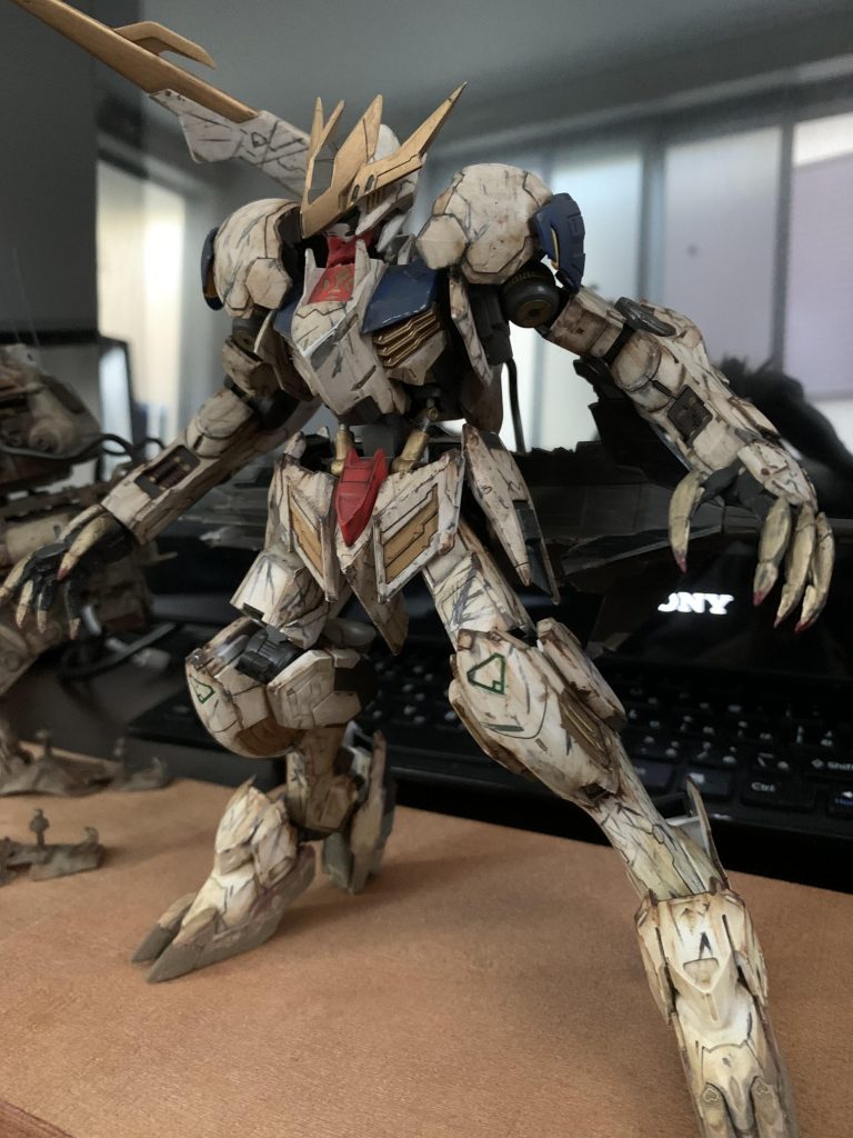 バルバトス–3枚目/制作者：takakoro