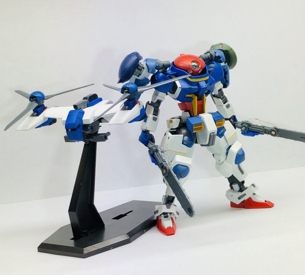 左のやつがティルトライザーです。ティルトローダーパック＋オーライザーのイメージです。グリモア・トリニティ本体の方も塗装を増やしたり一部パーツを変えたりしています。