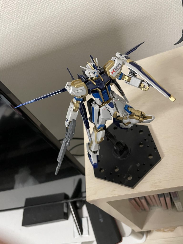 フレキシブルに主翼が動くので直進時の推力も高い水準となっている。