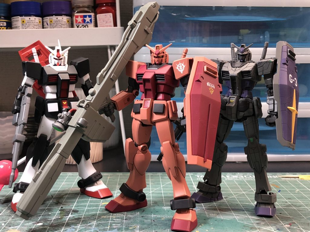 色違いガンダム続々誕生👍後はロールアウトカラーだけ？他にあったっけ？