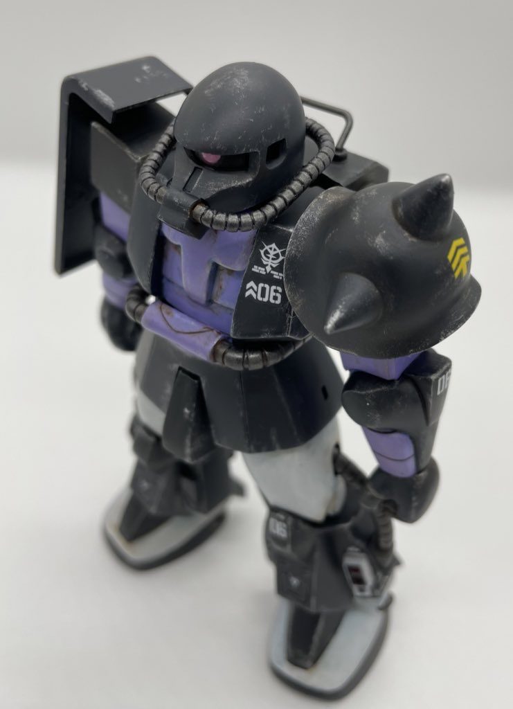 旧キット1/144MS-06R高機動型ザクⅡ黒い三連星|丸ノフさんの 旧キット1/144MS-06R高機動型ザクⅡ黒い三連星|丸ノフさんの