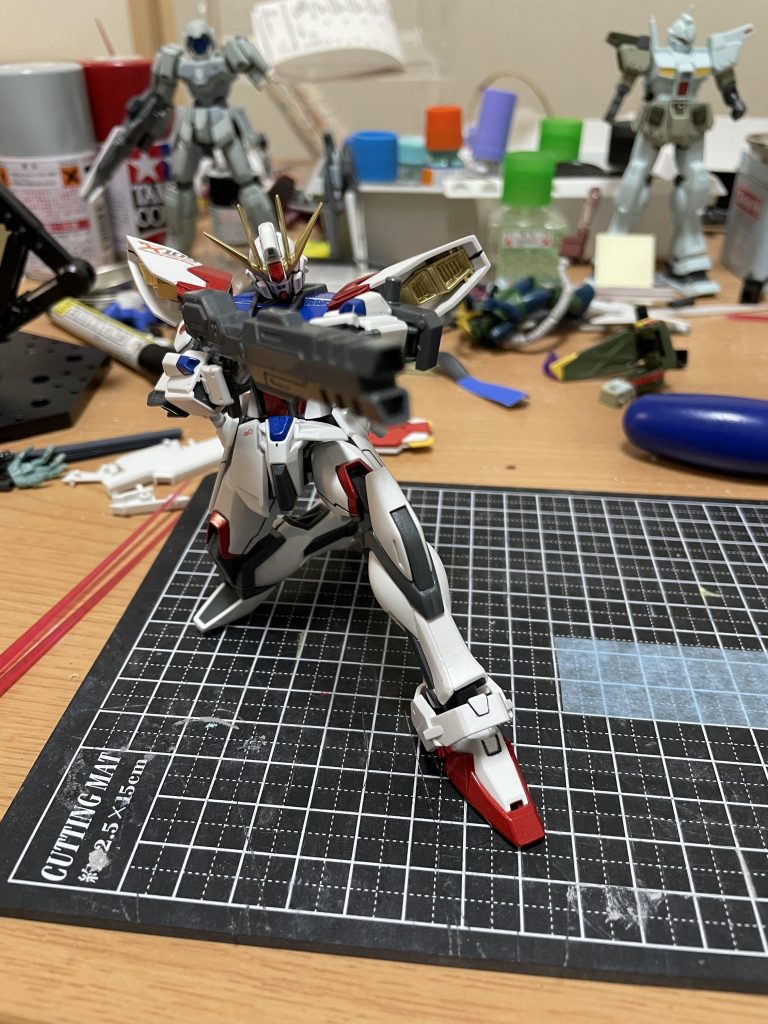 強化ビームライフルはグリップがあるので命中精度も高めれるようになっております。