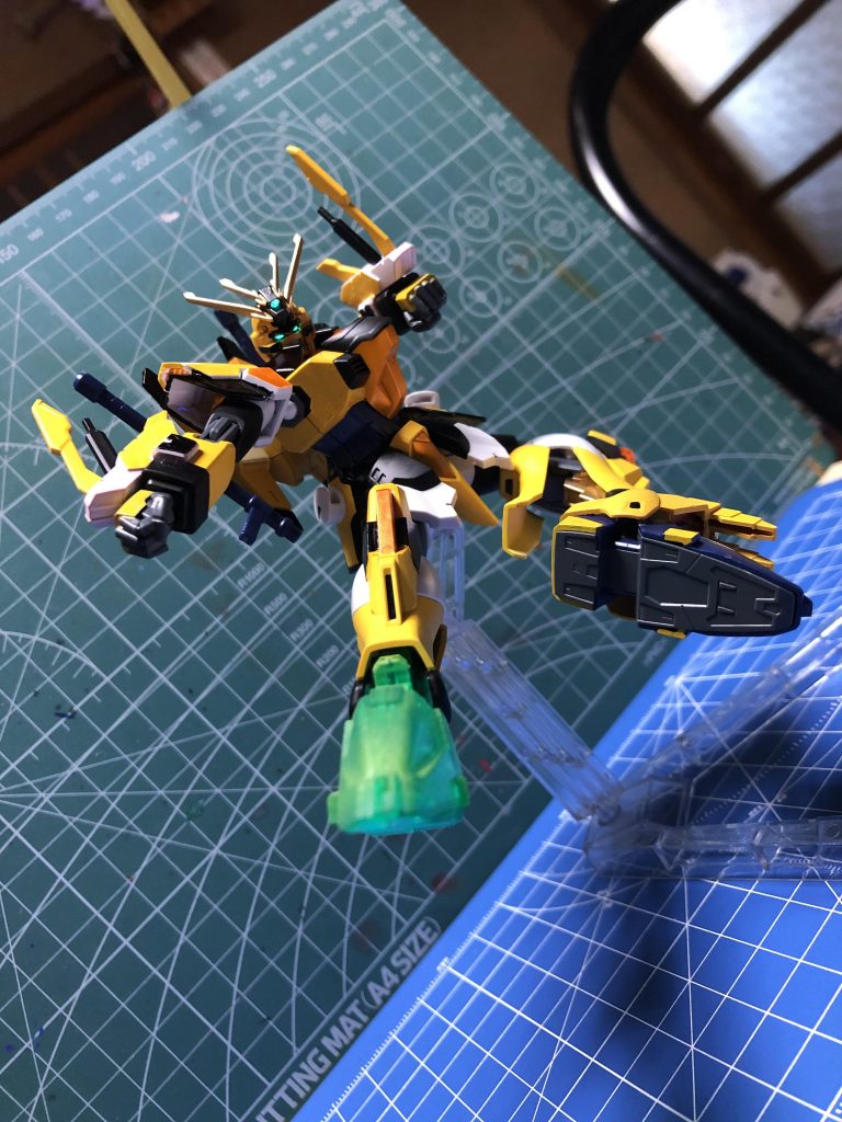 箱絵のラ○ダーキックもできますが、もうちょっと何かこう…