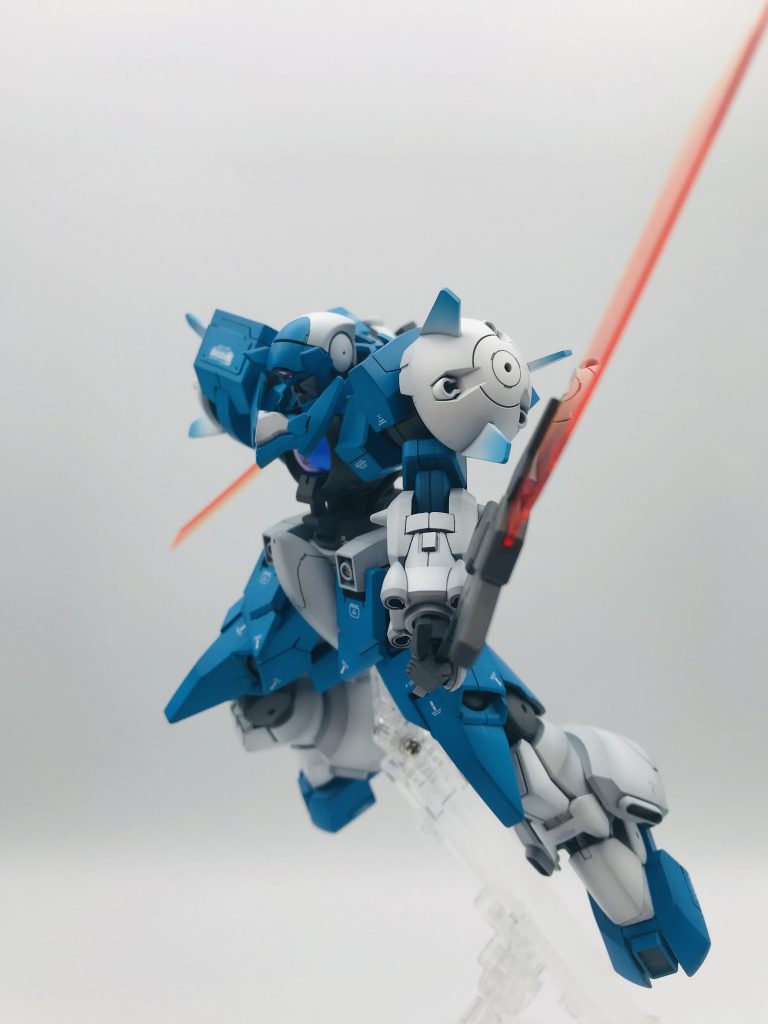 ポージングは相変わらず苦手です。