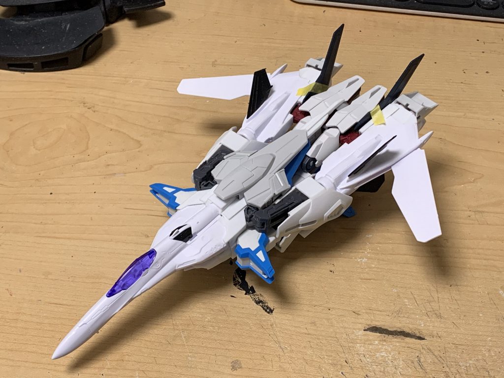 塗装前、パーツの構成はこんな感じです。