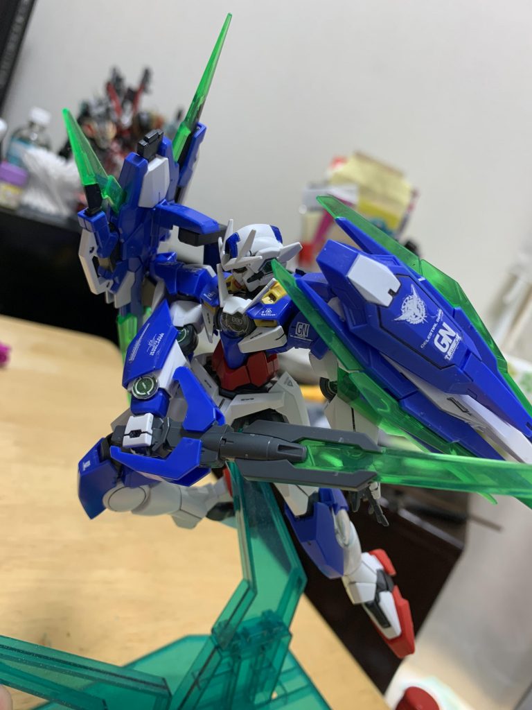 ダブルオークアンタフルセイバー–4枚目/制作者：弐栞樹