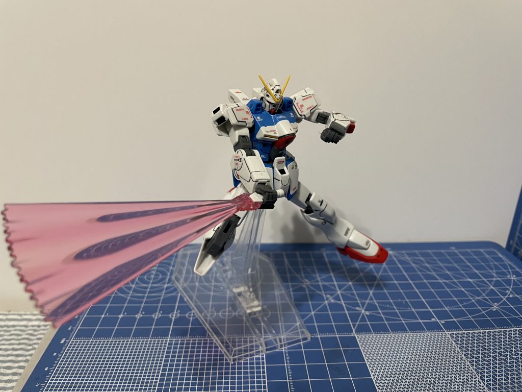 HGUC LM312V04 Vガンダム(ヴィクトリーガンダム)–4枚目/制作者：朝倉千代子