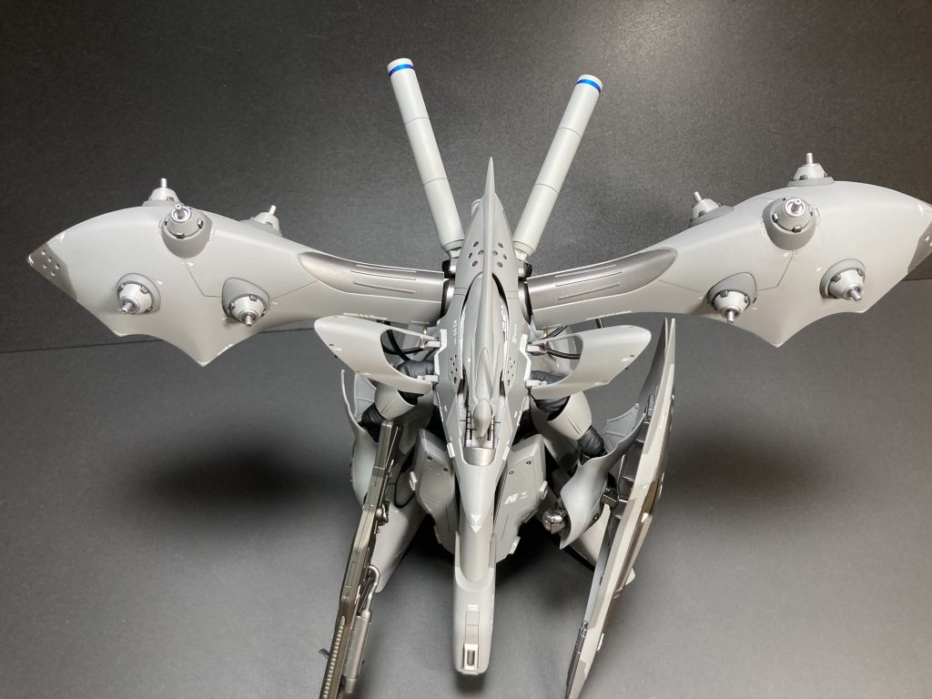 ファンネルの塗り分けに苦労しました…。