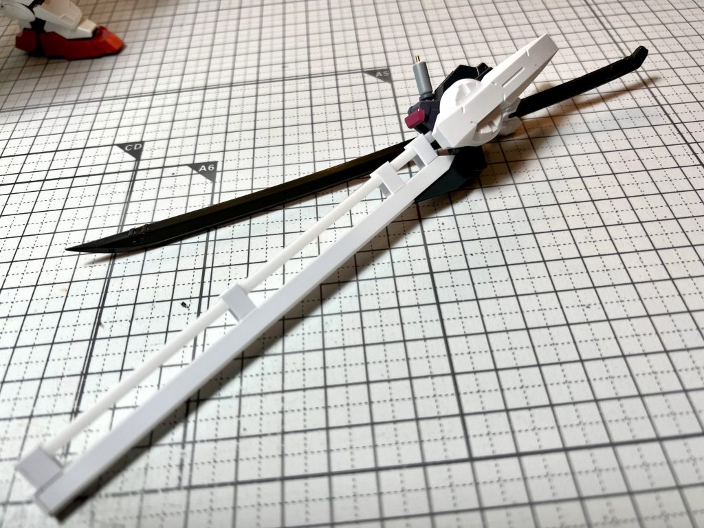 鞘はプラ板によるスクラッチです。(スクラッチと呼べるのか…？