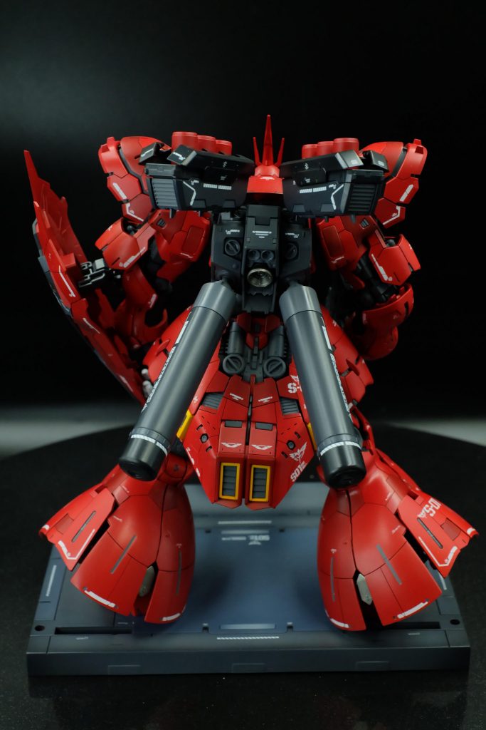 RG 1/144 サザビー MSN-04 徹底 改修 塗裝 完成品–2枚目/制作者：gemodels