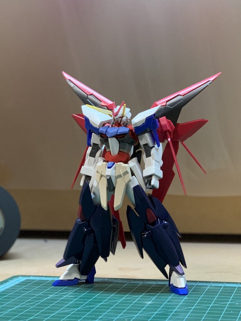ゼルトザームの脚を取り付けて「これだ!」と思い、これをベースに改良していきました。