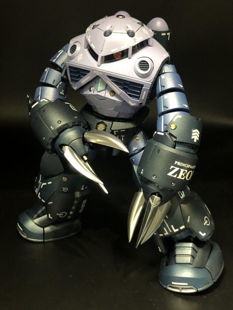 ここからはズゴック単体でのポージング。