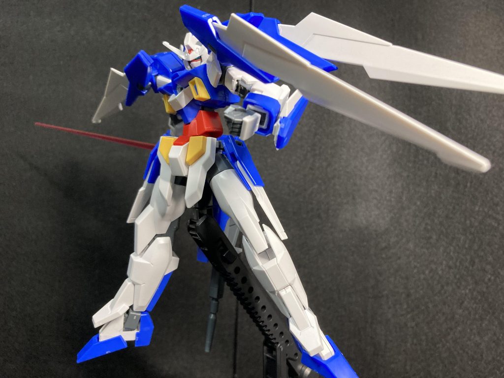 続いてビームサーベル！ちゃんとマウントされてるんですよ！（ビームサーベルマウントされてないやつを知らない）