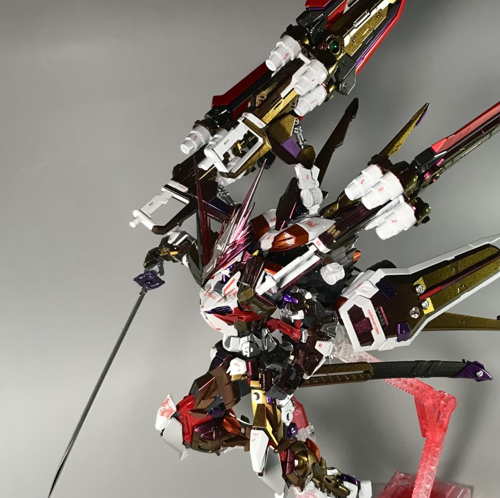 フレームは外装とのカラーバランスでライトグレーとダークグレーで色分けして塗装してます