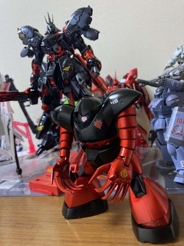 「びっぐぼす、ココゎわっちにお任せ下さい❗️ぐへへ、水泳部をなめんぢゃねーゾ🏊‍♂️」