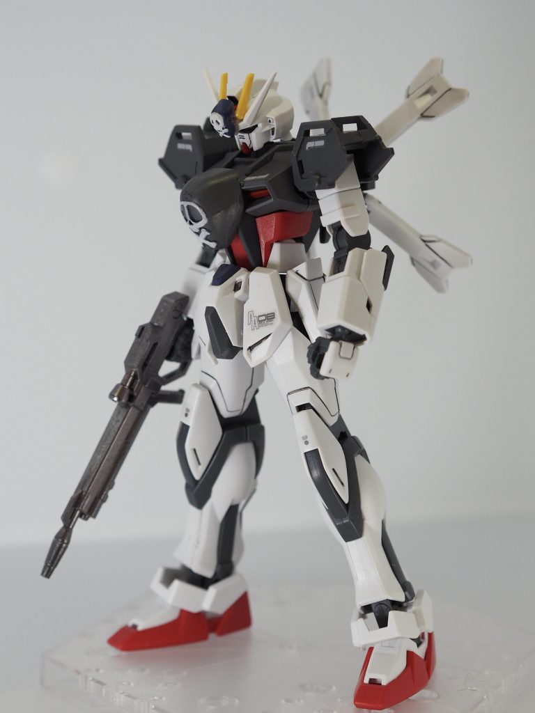 今回の改修のメインとなったクロスボーンストライクです。コンバージとSD Gジェネのクロスボーンから額のパーツを移植しました。