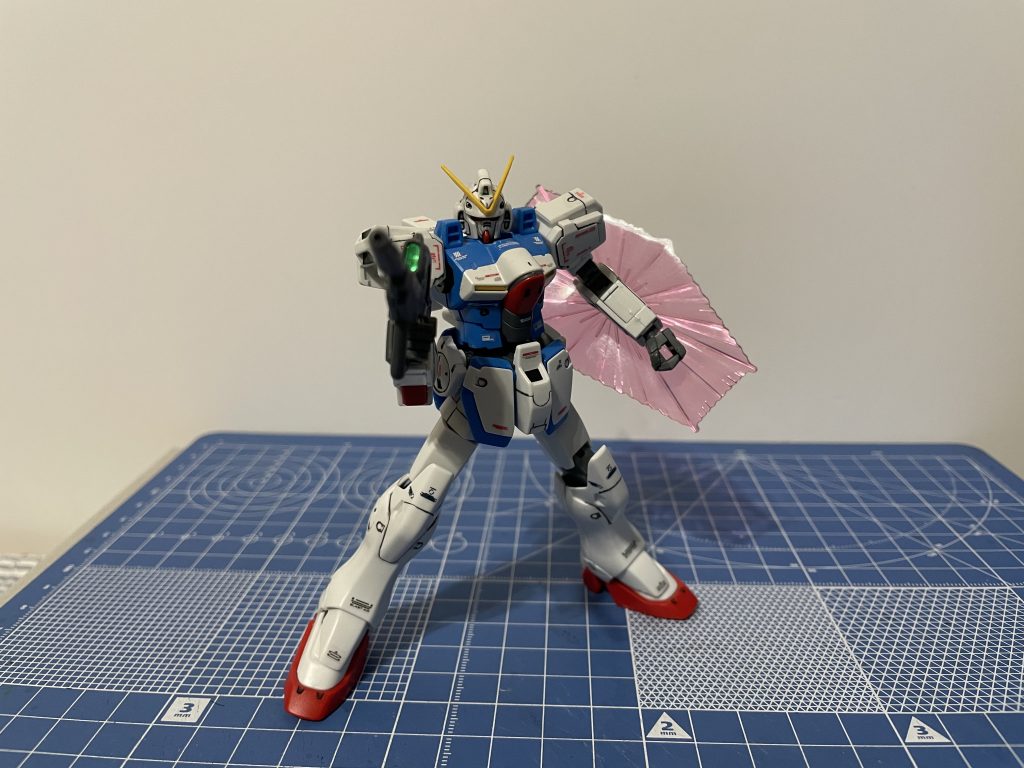 HGUC LM312V04 Vガンダム(ヴィクトリーガンダム)–2枚目/制作者：朝倉千代子