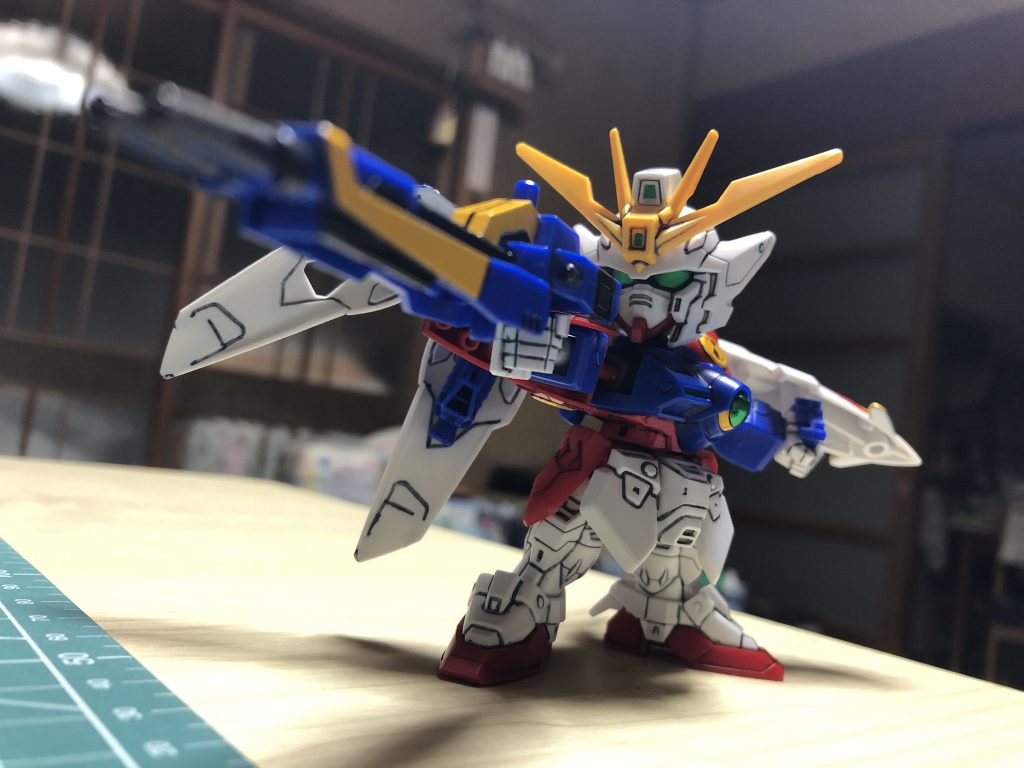 バスターライフルは分割できるとよかったですね^_^;組み上げは簡単なので、その分他の作業に時間を使えますし、やればやるほど良くなっていくので、このシリーズは優秀だと思います^_^b