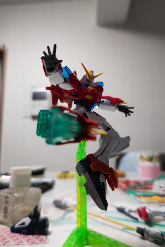 ブレイズキックは立ち状態、空中どちらでも発動可能。