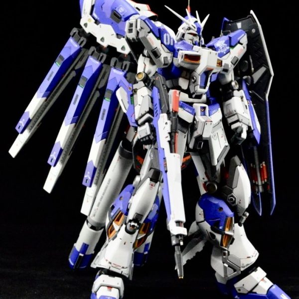 〈海外キット完成品Hiニューガンダム似？〉スカイディフェンダーオマケ付き 海外キット完成品Hiニューガンダム似？〉スカイディフェンダー