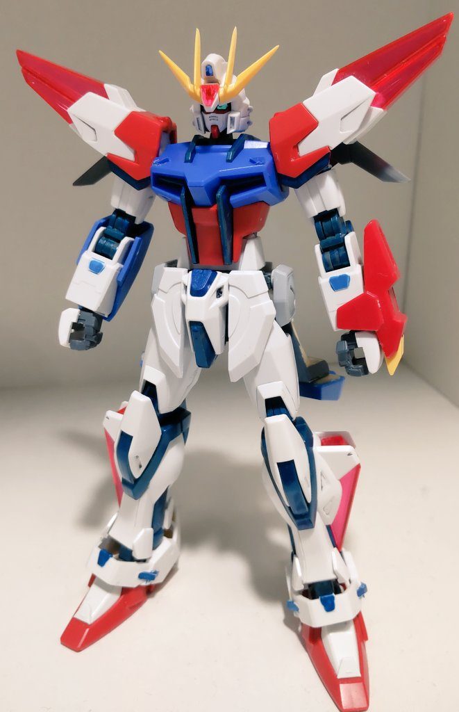 初期コンセプトは ビルスト×スターゲイザー でした。なんというか「アレ?普通に改造した方がカッコよくね?」と思い、今に至ります。