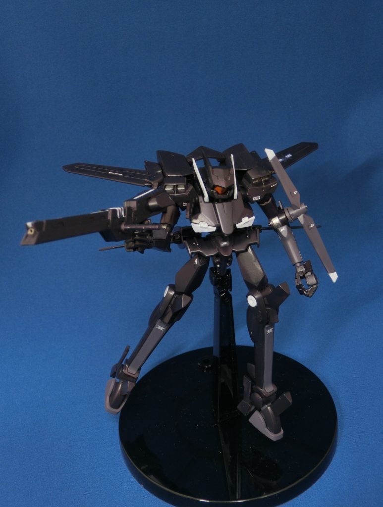 太ももは盛ってます。