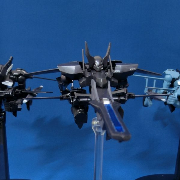 フラッグ小隊出撃その1　1/144 SVMS-01 ユニオンフラッグ (機動戦士ガンダム00)