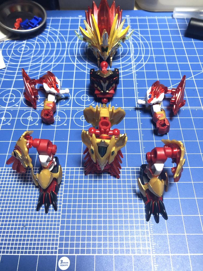 組み立てはシンプル。ほぼ塗りの時間です。丸塗りはなしで、ガンダムマーカーペン塗りオンリーになります。