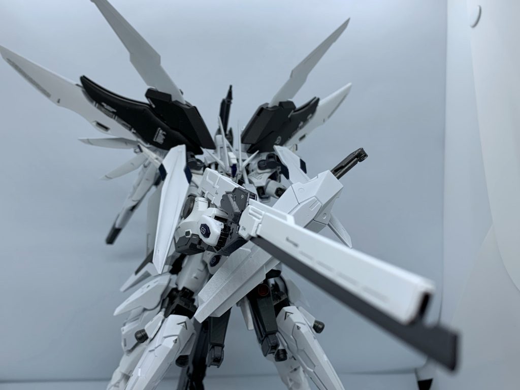 不敬の鎧纏し女神　ヒュブリス装着–2枚目/制作者：ガンプラ山　下手男