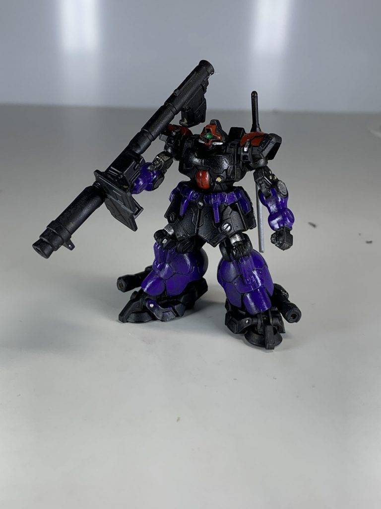 モノアイは蛍光塗料で作成したので光ります^ ^他にもアーティファクト第二弾はコンプしてあるので、時間見つけてまた他の作品も仕上げます。なかなかまとまった時間作れず大きな作品は作れませんがまったり作ります。 それにしてもアーティファクトシリーズのディテールは密度濃くて良いですね!ディテールマシマシのものは大好物です(*´ω`*)