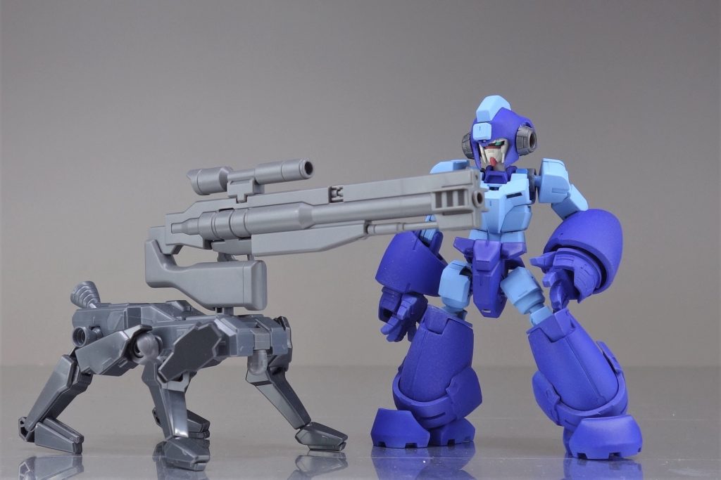 なんとなく、イヌ型のサポートメカといっしょに。