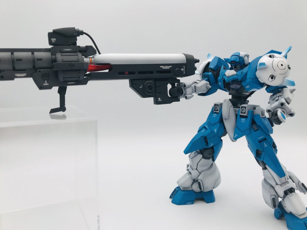 こんな構え方はムリですね^_^