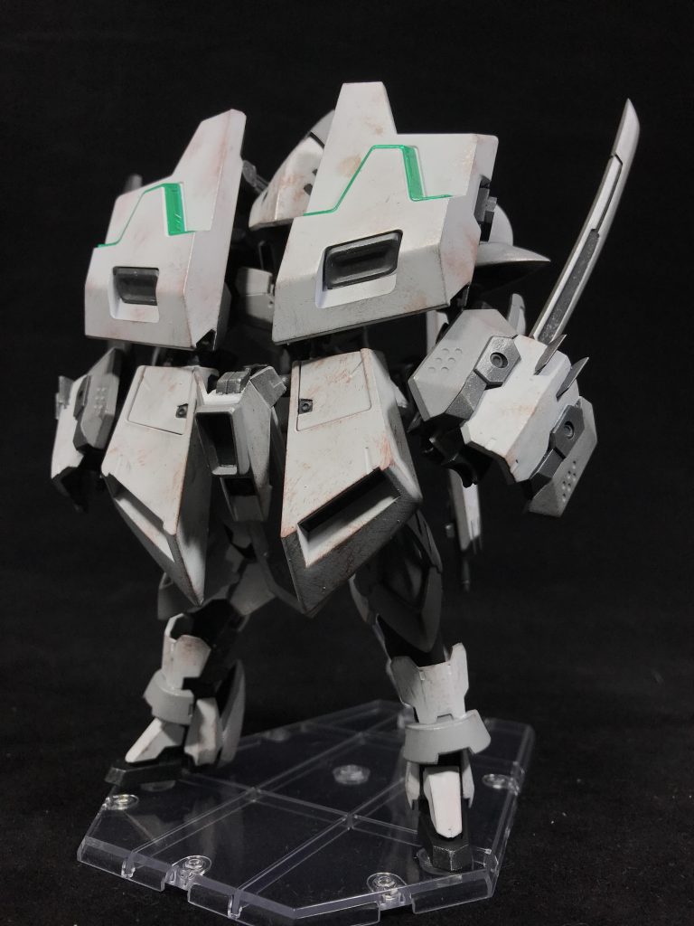 シュヴェルトライテ重装形態–2枚目/制作者：まるいるか@Maru_Iruka