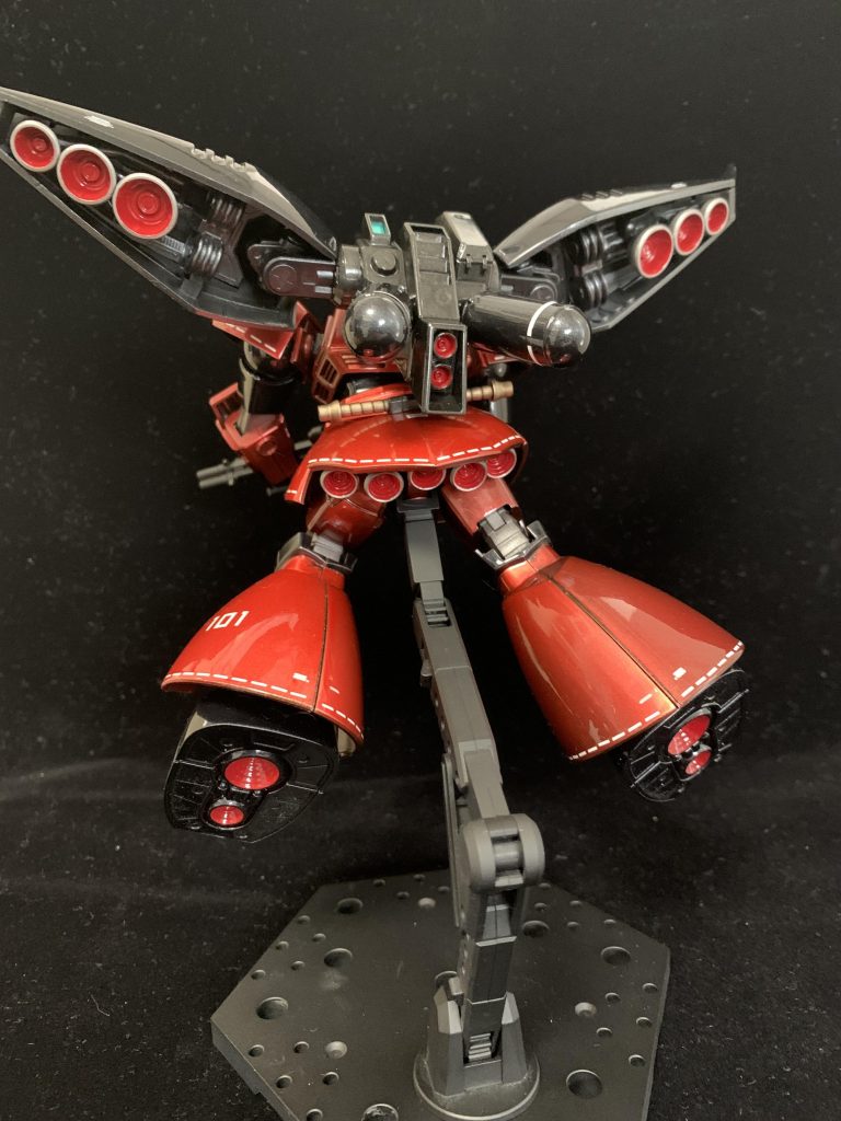 バーニアノズル内はシタデルカラーで筆塗りしました。