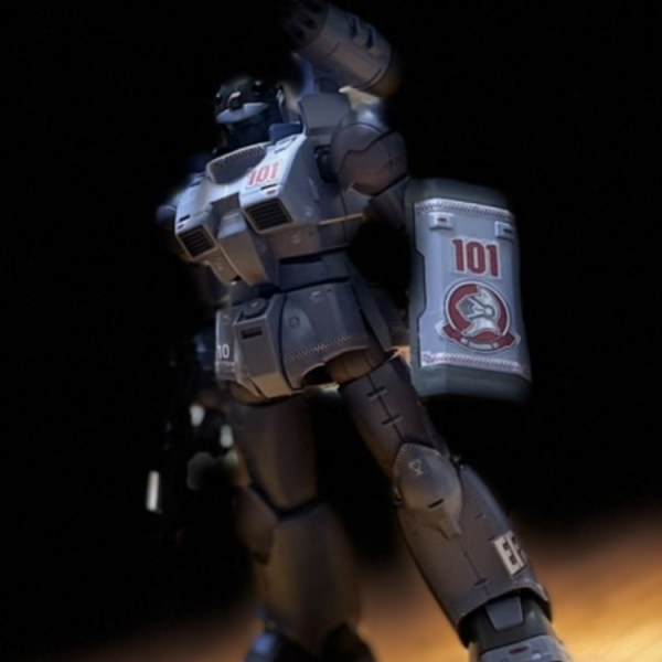 た○隊長「よくぞ生き残った我が精鋭たちよ！」