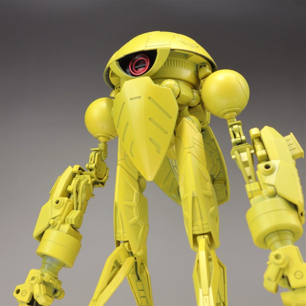 立ち姿きいろいです。